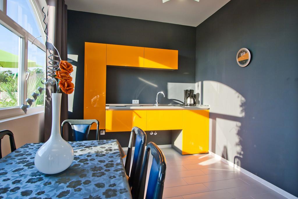 Apartments Mauri فيرسار المظهر الخارجي الصورة